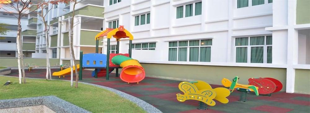 D'Embassy Service Residence Suite Kuantan Exterior photo